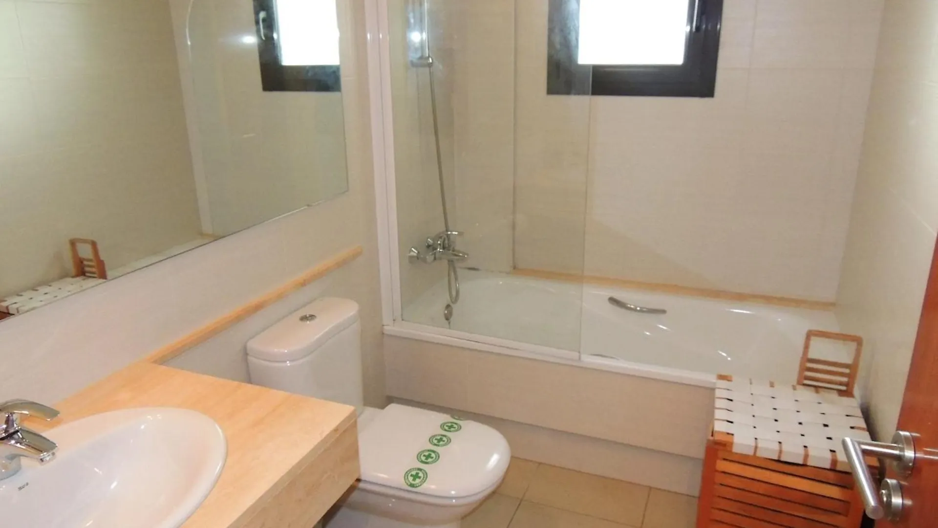 Apartment With View روساس